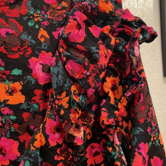 Wild Fable Floral Top - Picture 5 of 6